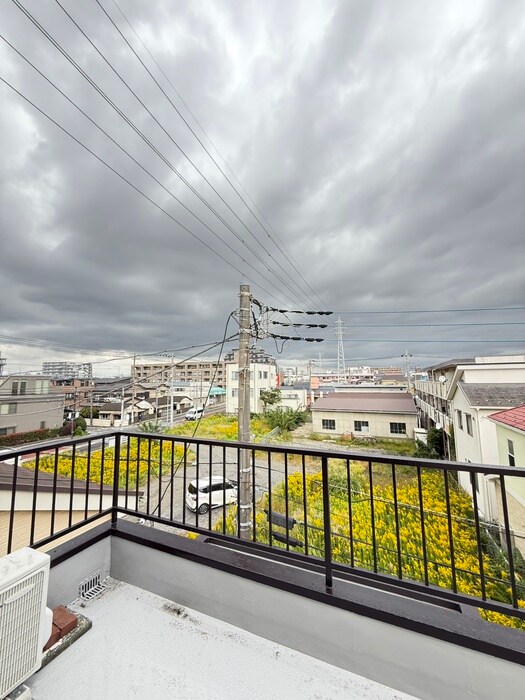 物件内観写真16　(室内からの展望)