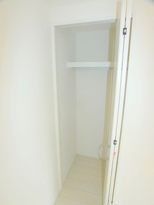 物件内観写真12　(収納)