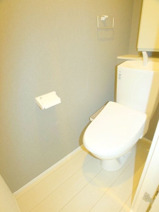 物件内観写真14　(トイレ)