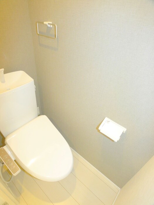 物件内観写真18　(トイレ)