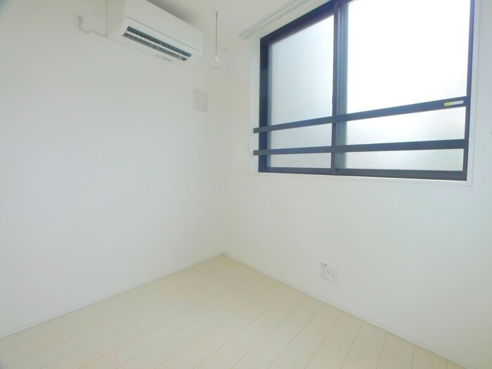 物件内観写真21　(居室)