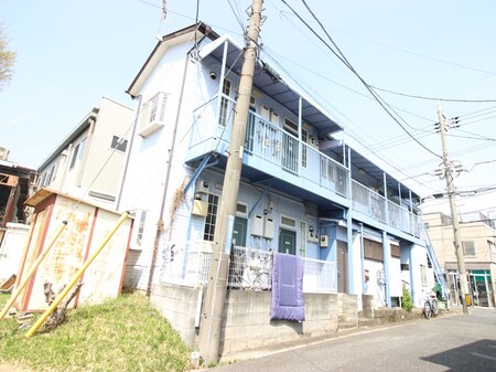 ファミニ－　タチカワ外観写真