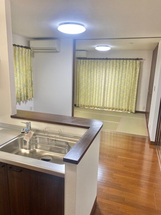 物件内観写真6　(内観写真)