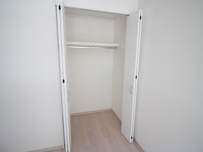 物件内観写真13　(収納)