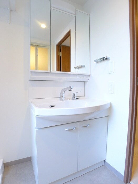 物件内観写真11　(洗面)