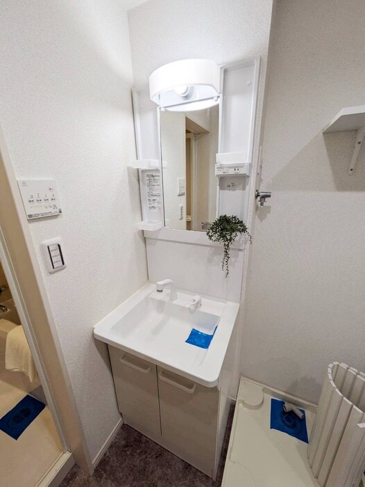 物件内観写真12　(洗面)