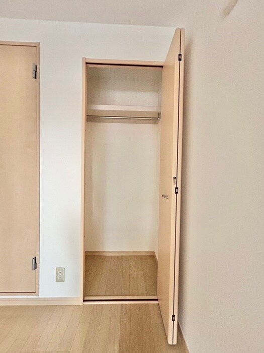 物件内観写真11　(収納)