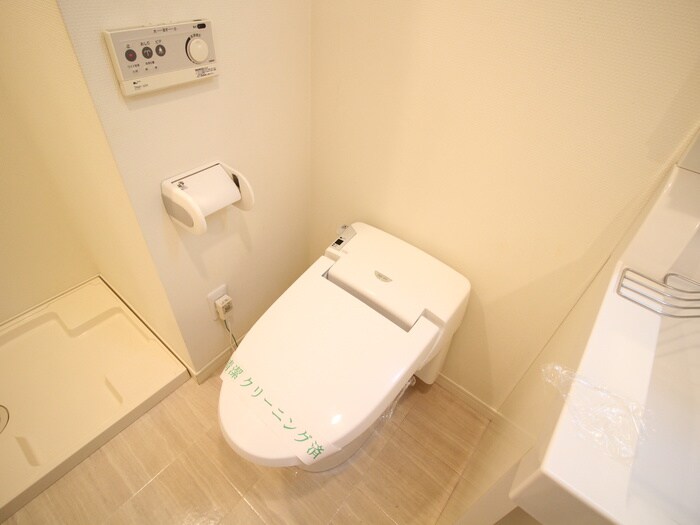 物件内観写真11　(トイレ)