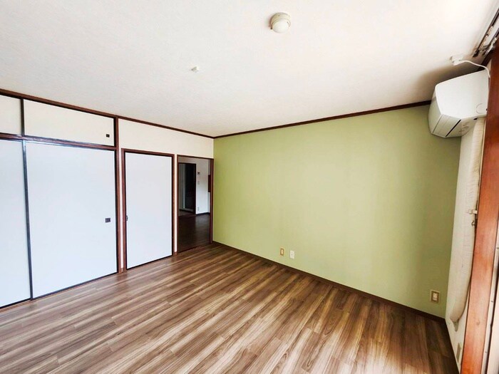 物件内観写真9　(居室)