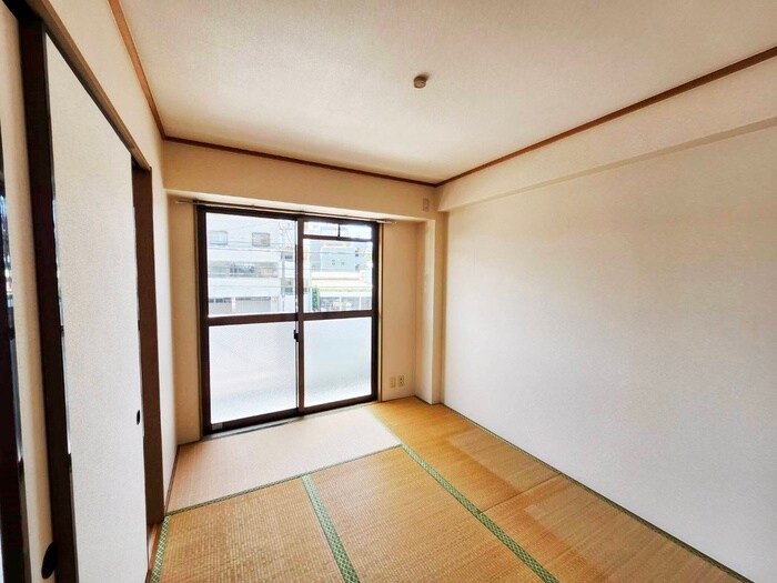 物件内観写真8　(居室)