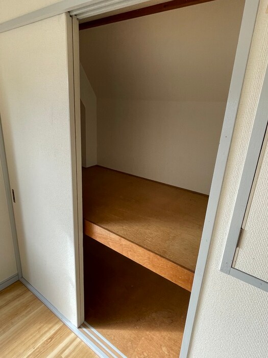 物件内観写真16　(収納)