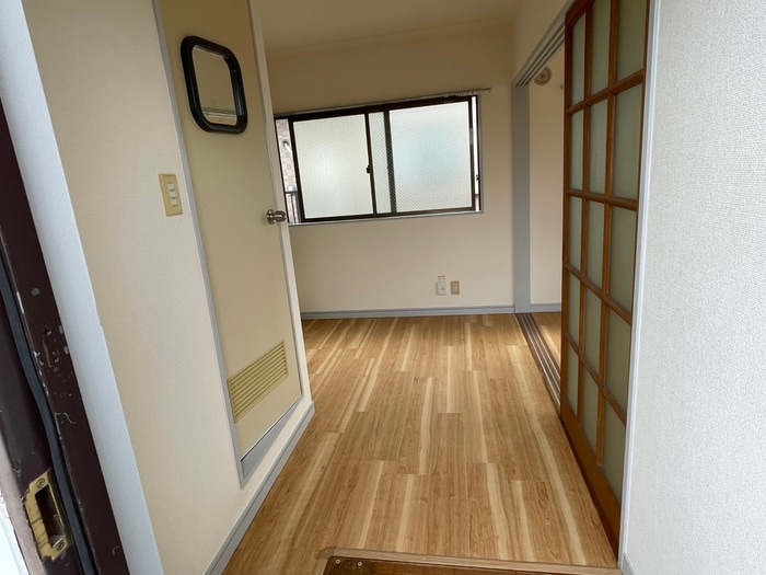 物件内観写真18　(廊下)
