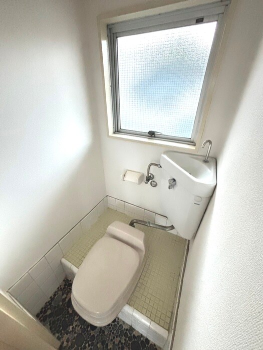 物件内観写真15　(トイレ)