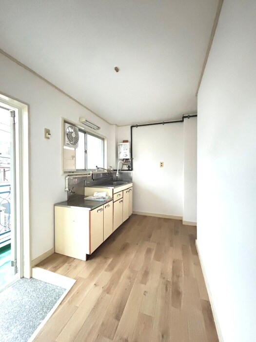 物件内観写真20　(廊下)