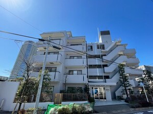 ハイクレスト高田外観写真