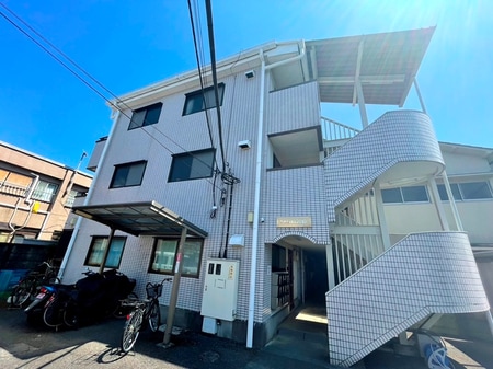 ピ－スフルマンション外観写真