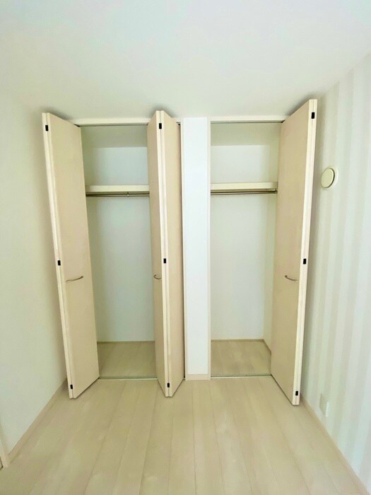 物件内観写真13　(収納)