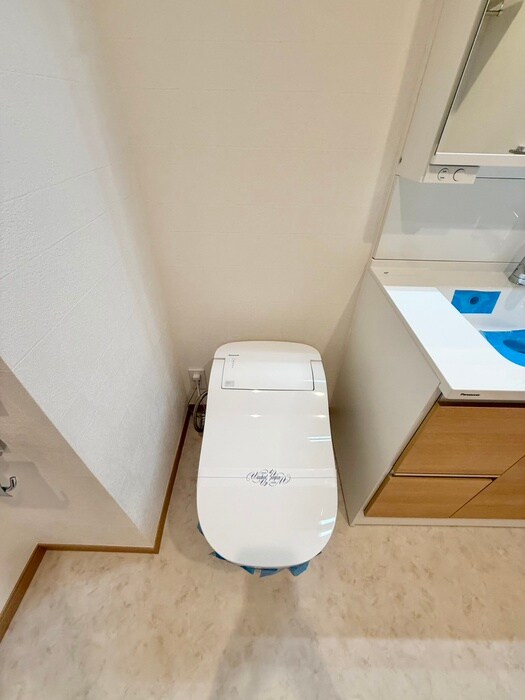 物件内観写真10　(トイレ)