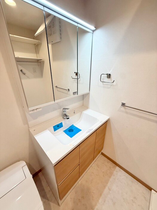 物件内観写真11　(洗面)