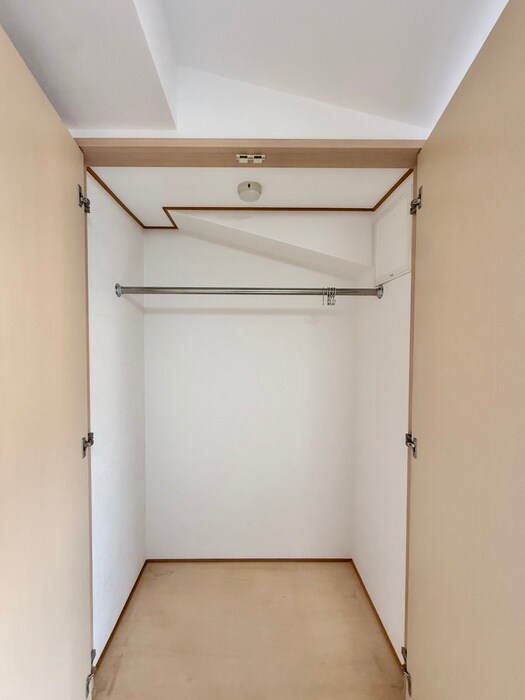 物件内観写真13　(収納)