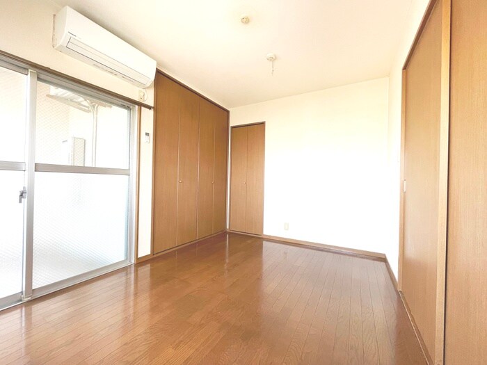 物件内観写真6　(居室)