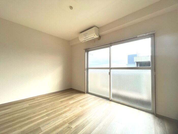 物件内観写真6　(居室)