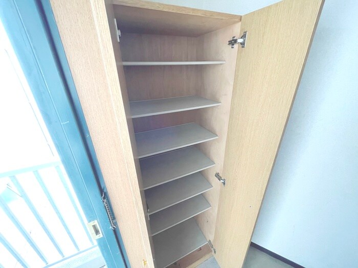 物件内観写真18　(靴箱)