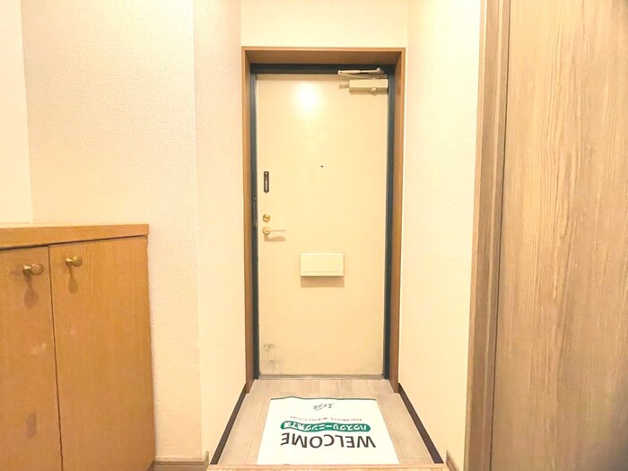 物件内観写真20　(玄関)