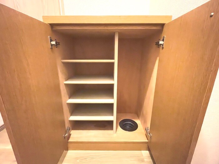 物件内観写真21　(靴箱)