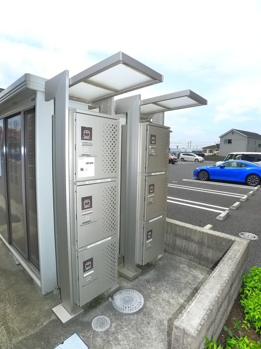 物件外観写真4　(建物設備)