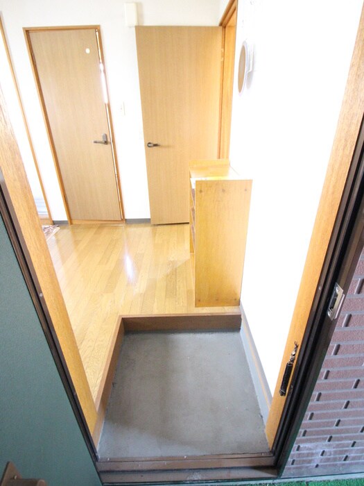 物件内観写真19　(玄関)