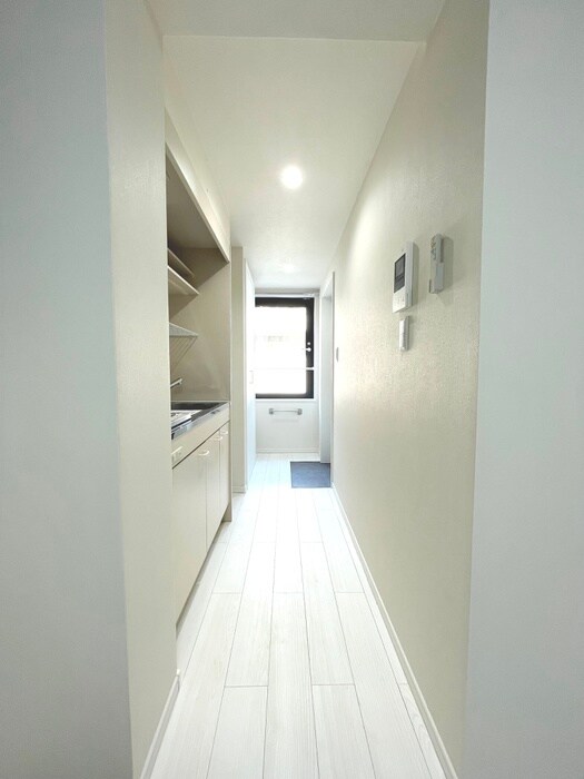 物件内観写真14　(廊下)