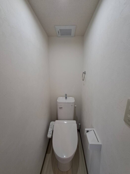 物件内観写真10　(トイレ)