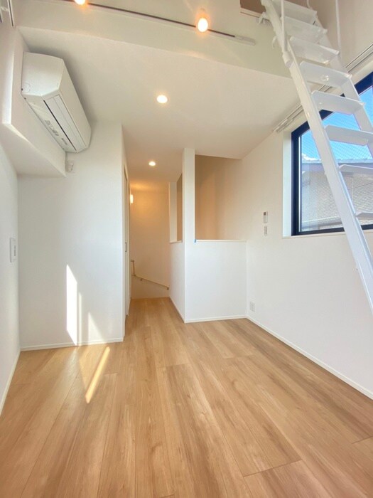 物件内観写真7　(居室)