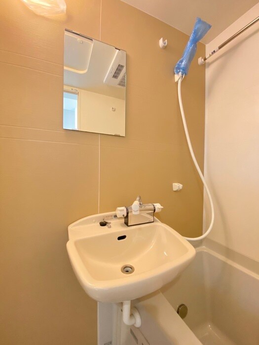 物件内観写真15　(洗面)