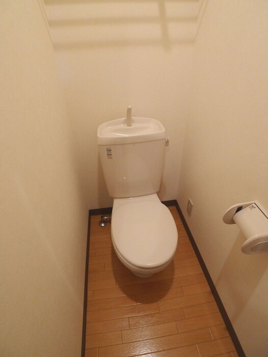 物件内観写真16　(トイレ)