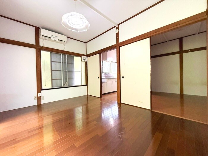 物件内観写真8　(居室)