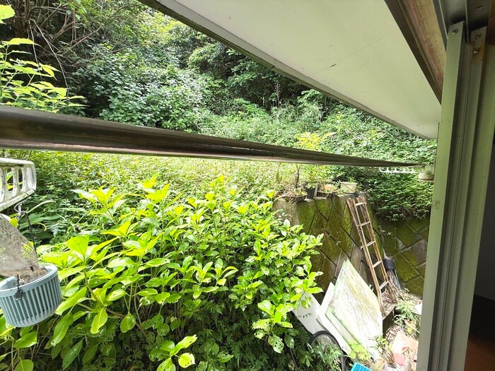 物件内観写真19　(室内からの展望)