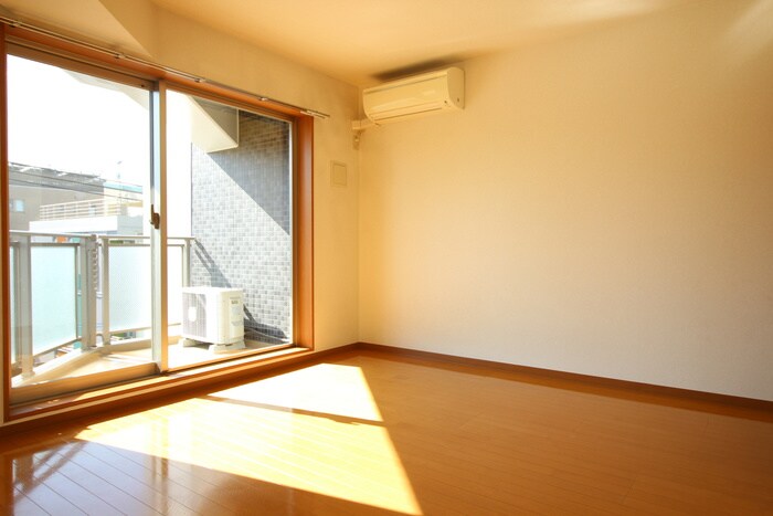 物件内観写真10　(内観写真)