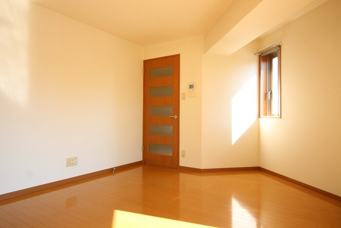 物件内観写真11　(内観写真)