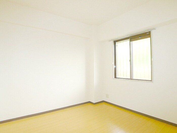 物件内観写真12　(居室)