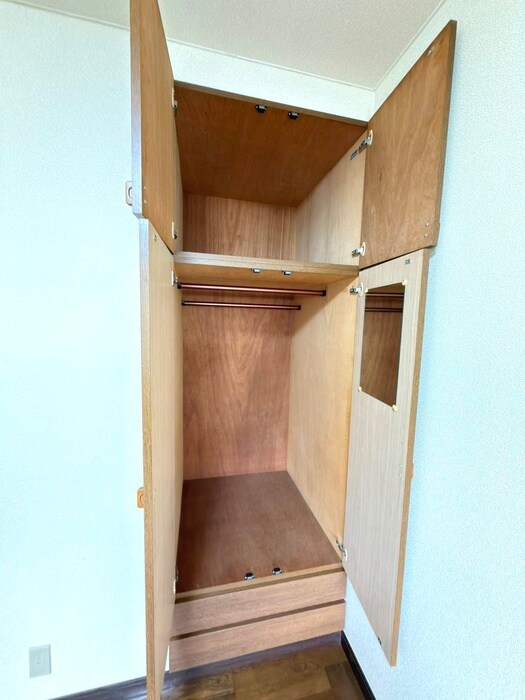 物件内観写真15　(収納)