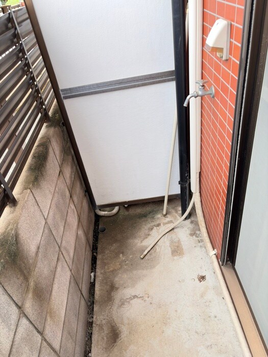 物件内観写真18　(洗濯機置場)