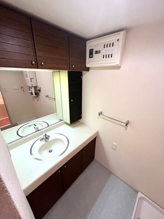 物件内観写真9　(洗面)