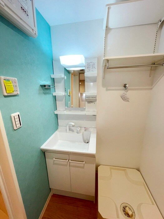 物件内観写真9　(洗面)