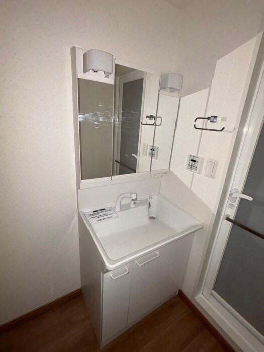 物件内観写真14　(洗面)