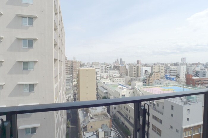 物件内観写真20　(室内からの展望)