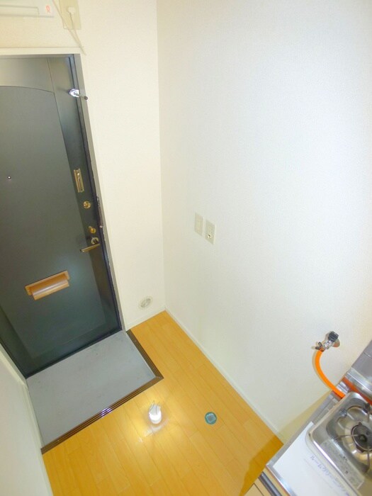 物件内観写真20　(洗濯機置場)