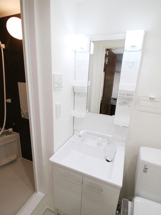 物件内観写真8　(洗面)