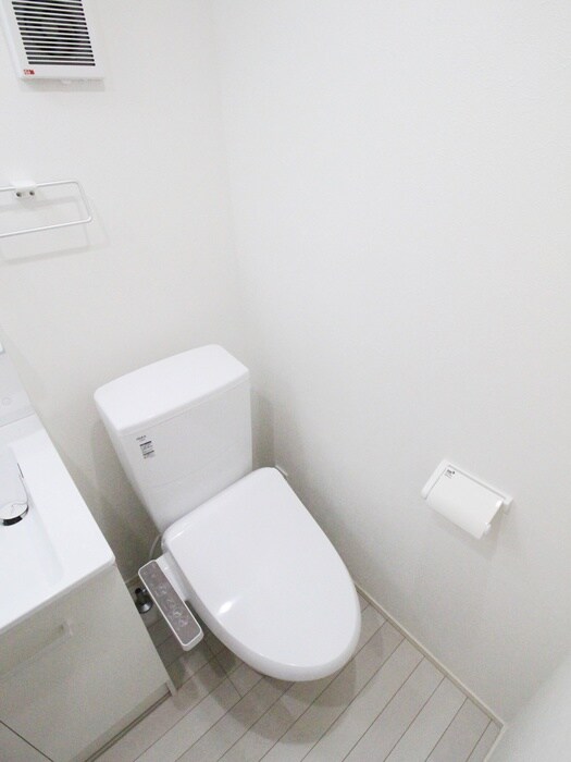 物件内観写真10　(トイレ)